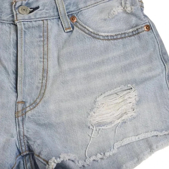 Levi's 501 Jean Shorts Distressed Raw Hem Light Wash  Mid Rise Size 25 - Picture 2 of 10